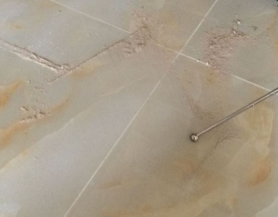 苍南瓷砖空鼓维修公司分享粘合剂选择不当在瓷砖铺贴过程中可能导致以下问题